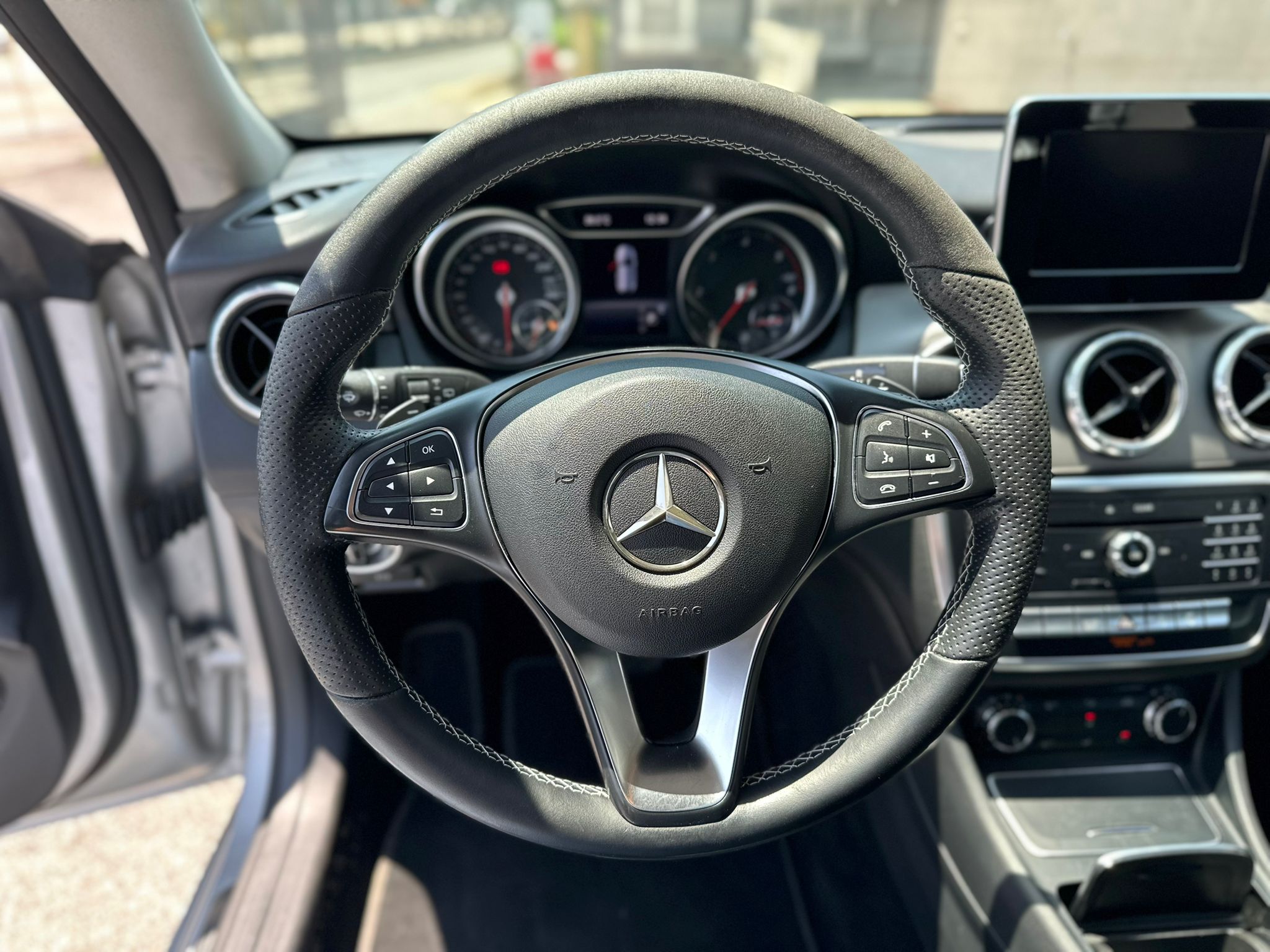 WhatsApp Image 2025-06-25 at 15.13.06 (1)