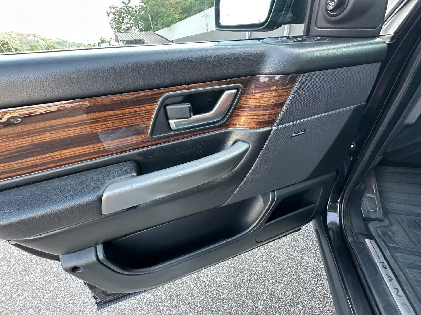 16553d5b-c94a-432c-b087-aaea5ce15b7d_99b8ae3a-b872-4825-92cc-061c3d5f23bf