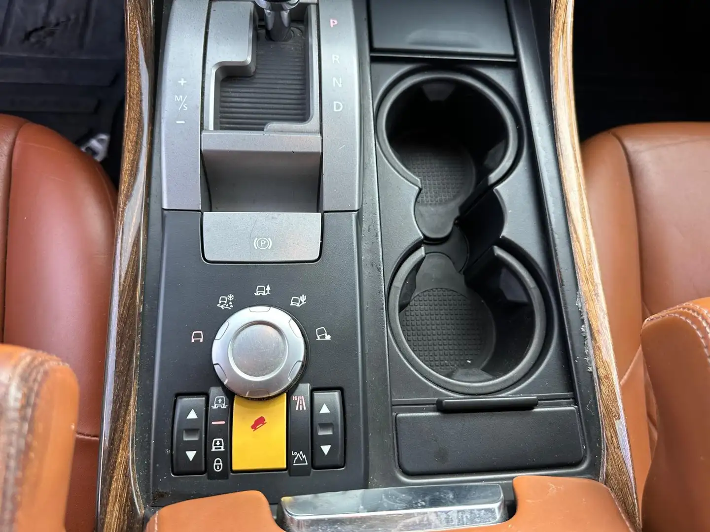 16553d5b-c94a-432c-b087-aaea5ce15b7d_b9c7acfe-791e-43c8-9c05-8a9c5cce3d70